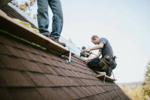 Local Roofers in National Space Technology LA, MS